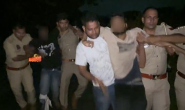 मुठभेड़ में ज्वैलर्स से लूट के प्रयास के दो अभियुक्त गिरफ्तार, गोली लगी