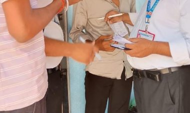 प्रयागराज जंक्शन पर चला किलाबंदी टिकट चेकिंग अभियान