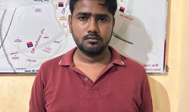 आधार कार्ड बनाने का फर्जी सॉफ्टवेयर बेचने वाला इंजीनियर बरेली से गिरफ्तार