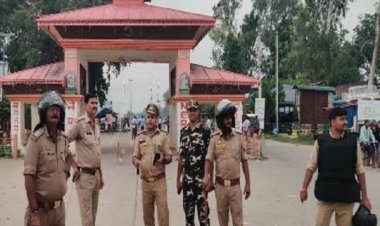 नेपाल में बिगड़े हालात के मद्देनजर यूपी के सीमावर्ती जिलों में हाईअलर्ट,  हेल्पलाइन नंबर जारी