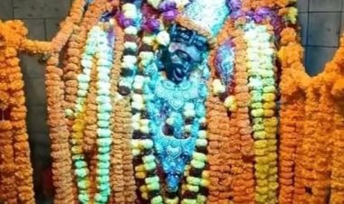 कंकाल काली मंदिर में उमड़े श्रद्धालु, दर्शन मात्र से मिलता है भय-बाधा से मुक्ति