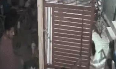 गुलाबी गैंग संग पत्नी ने पति को घर में घुसकर पीटा