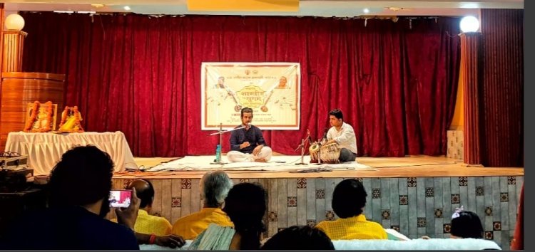 जिला स्तरीय शास्त्रीय संगीत प्रतियोगिता में निर्मल बिष्ट प्रथम