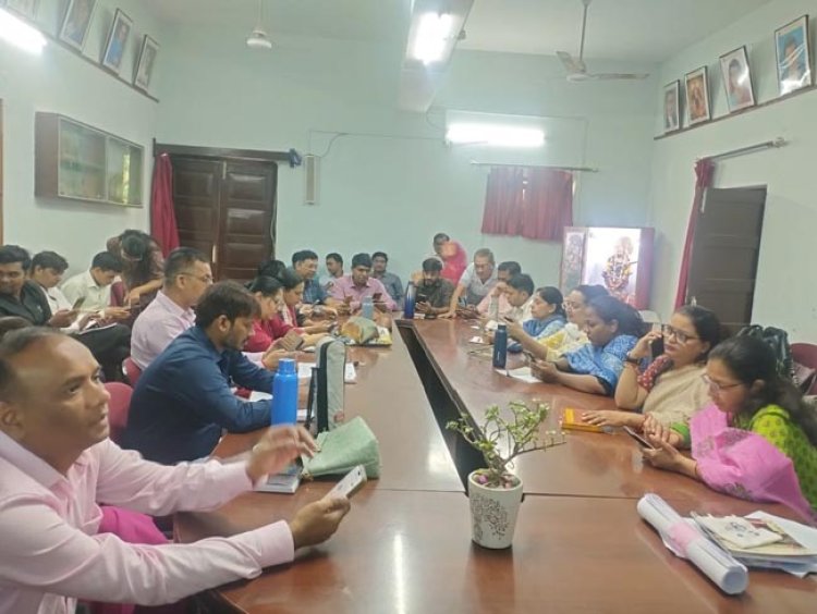 इलाहाबाद विश्वविद्यालय में हुआ एक दिवसीय कर्मयोगी प्रशिक्षण