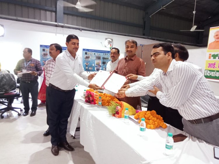 अपनी प्रतिभा को जनता की सेवा में लगाएं नवनियुक्त अनुदेशक: दीपक पटेल