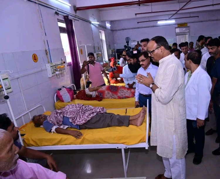 डिप्टी सीएम ने जिला अस्पताल का किया औचक निरीक्षण