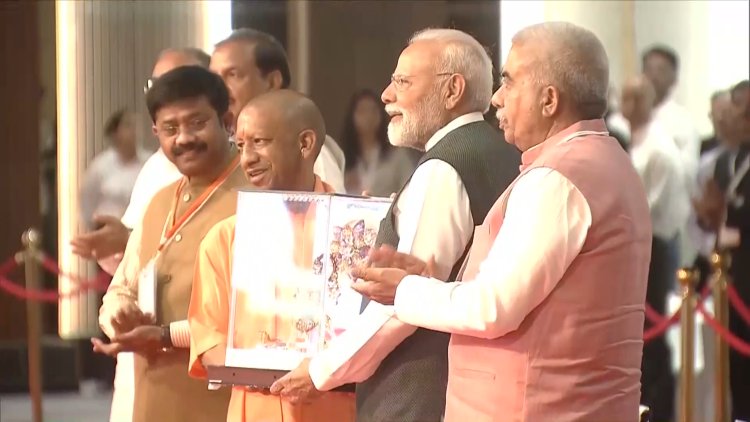 प्रधानमंत्री ने यूपी इंटरनेशनल ट्रेड शो का किया उद्घाटन