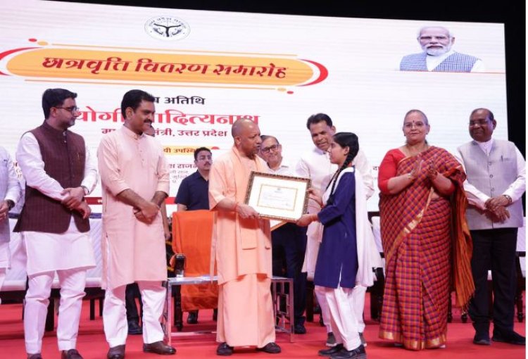 दीपावली से पहले पांच लाख से अधिक छात्रों को दी जाएगी छात्रवृत्ति: मुख्यमंत्री