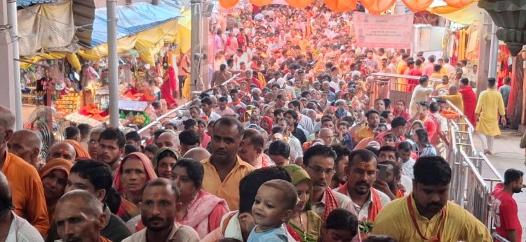 शारदीय नवरात्रि: उत्तर प्रदेश के देवी मंदिरों में अब तक 40 लाख से ज्यादा श्रद्धालुओं ने टेका मत्था