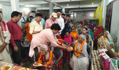 पालन-पोषण करने वाले बूढ़े मां-बाप का साथ छोड़ना शर्मनाक : कुलपति प्रो. वंदना सिंह