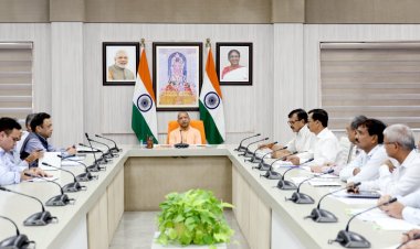 नलकूपों से पानी के दुरुपयोग को रोकने के लिए अपनाएं वैज्ञानिक पद्धति : मुख्यमंत्री याेगी