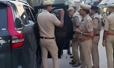 UP पुलिस ने साढ़े आठ लाख वाहनों को किया चेक, 9000 से अधिक वाहनों से हटाई काली फिल्म