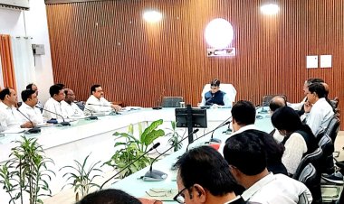 गंभीर प्रकृति के मामलों और महिला अपराधों में विशेष ध्यान देकर प्रभावी पैरवी करें: जिलाधिकारी