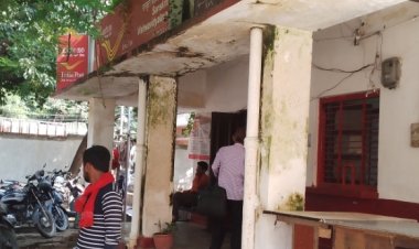 संपूर्णानंद संस्कृत विश्वविद्यालय के डाकघर में राउटर खराब होने से जमा निकासी संबंधित सेवाएं ठप्प