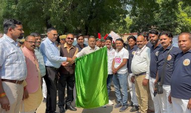 राष्ट्रीय स्वैच्छिक रक्तदान दिवस पर जागरूकता रैली से गूंजा शहर