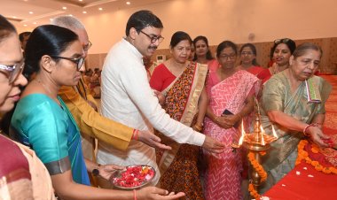 वाराणसी: वीरांगना महारानी लक्ष्मीबाई का 190 वां जन्मोत्सव मनाया गया