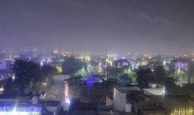 मुरादाबाद में जमकर आतिशबाजी, आंखाें में जलन, एक्यूआई 260 से अधिक