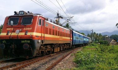 यात्रियों की सुविधा हेतु पद्मावत व अयोध्या एक्सप्रेस में लगेंगे अतिरिक्त कोच