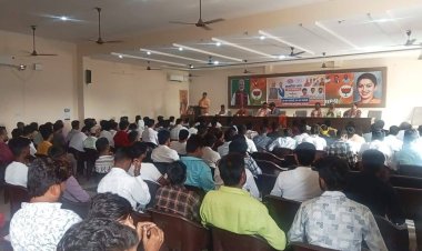 भाजयुमाे के सम्मेलन में युवाओं ने लिया आत्मनिर्भर भारत का संकल्प