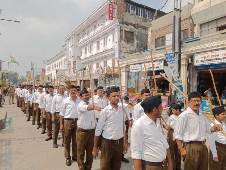 राष्ट्रीय स्वयंसेवक संघ के स्थापना दिवस पर मुरादाबाद महानगर में 26 स्थानों पर निकला पथ संचलन