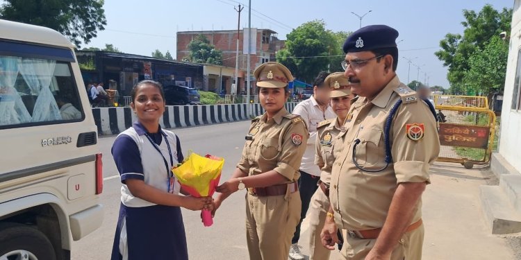 प्रयागराज के स्वामी विवेकानन्द विद्याश्रम हायर सेकंडरी स्कूल की छात्रा सैमी यादव बनी एक दिन की एसीपी