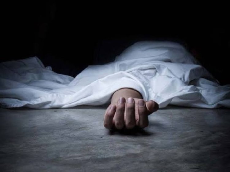 फुटपाथ पर लहूलुहान अवस्था में मिले व्यक्ति की मौत