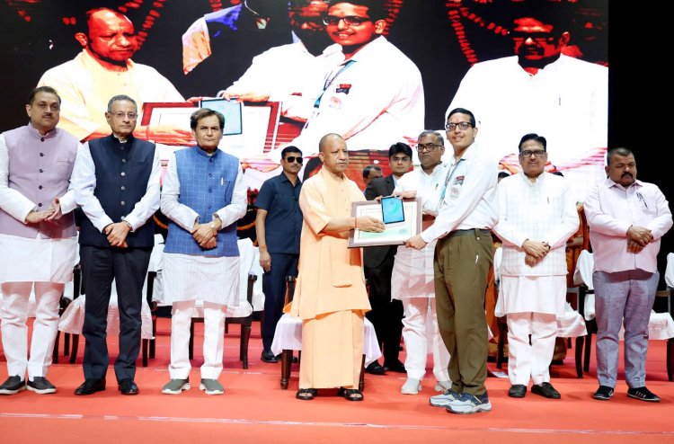 राष्ट्रीय लेखन प्रतियोगिता में कानपुर के छात्र अमित ने देश में फहराया परचम