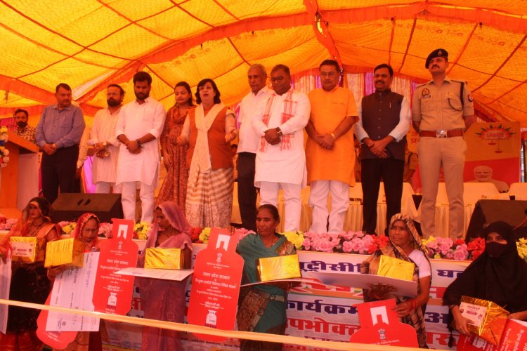 किसानों की आय दाेगुनी व महिलाओं को स्वावलंबी बना रही भाजपा सरकार : मंत्री प्रतिभा शुक्ला