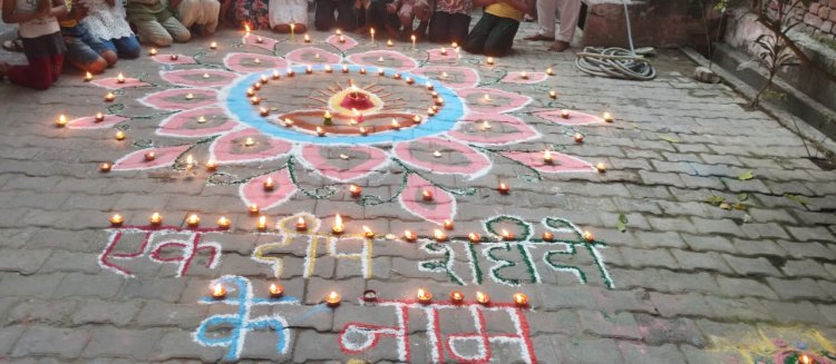 राष्ट्रीय पुजारी परिषद ने जलाया एक दीप शहीदों के नाम