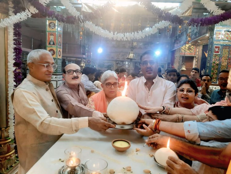 दिगंब  र जैन समाज   ने भगवान महावीर का 2551 वां निर्वाण महोत्सव मनाया