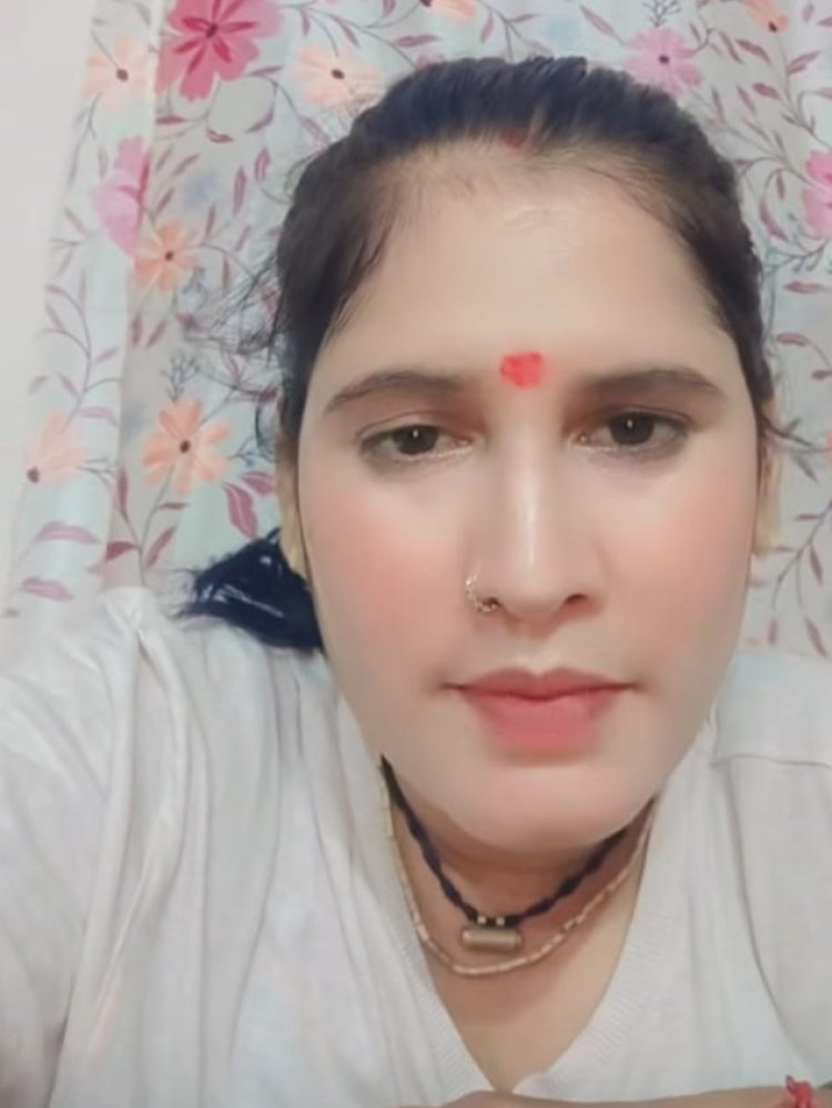 निषाद पार्टी के नेता की पत्नी का शव फांसी पर झूलता मिला,पुलिस जांच में जुटी