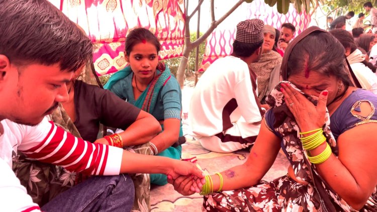 जेल मे बंद भाइयों का बहनों ने किया टीका