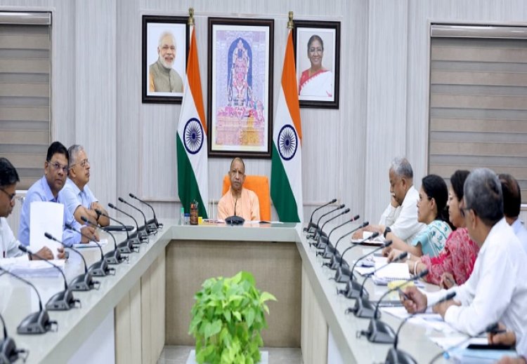 औषधियों की गुणवत्ता सर्वोपरि, नियंत्रण तंत्र को बनाएं सुदृढ़ और प्रभावी : मुख्यमंत्री योगी