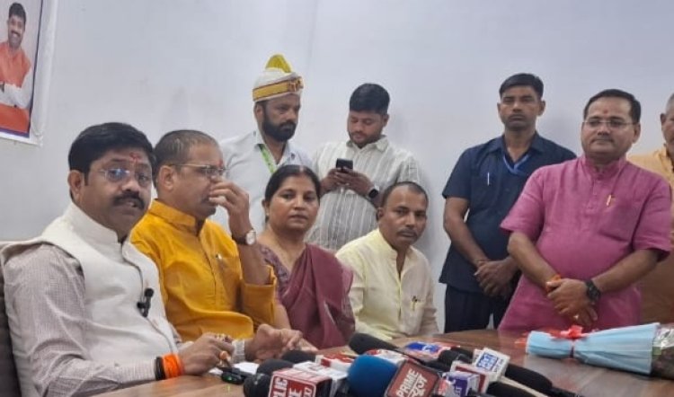 बिहार चुनाव पर मंत्री नंद गोपाल गुप्ता नंदी बोले-बेगाने की शादी में अब्दुल्ला दीवाना