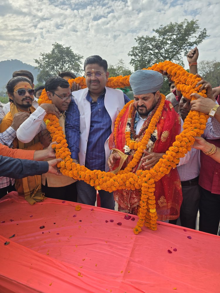 भारतीय कुश्ती संघ के पूर्व अध्यक्ष ब्रजभूषण शरण सिंह का पूर्वांचल के प्रवासियों ने किया स्वागत