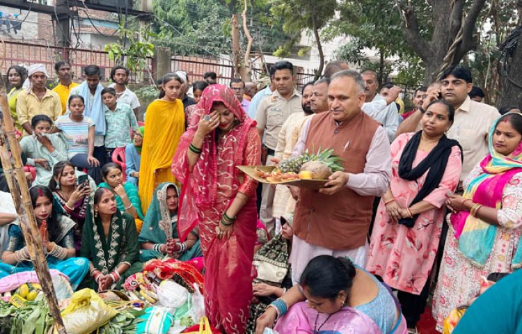 सोनीपत में छह जगह हुई छठ पूजा,हजारों ने की समृद्धि कामना