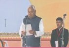 10वीं बार बिहार के मुख्यमंत्री बने नीतीश कुमार, प्रधानमंत्री और गृहमंत्री की मौजूूदगी में राज्यपाल ने दिलाई शपथ