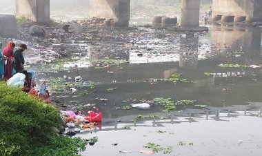 कार्तिक पूर्णिमा : रामगंगा और गागन नदी के घाटों पर उमड़ी भीड़, लगाई डुबकी