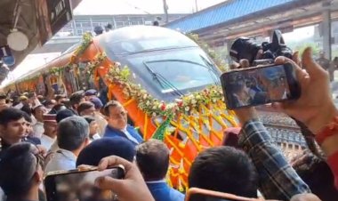 विंध्याचल धाम को मिली दो सौगातें, रुकने लगीं वंदे भारत और सोगरिया–दानापुर एक्सप्रेस