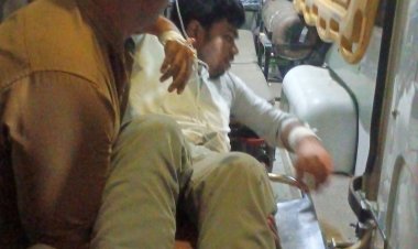 देवरिया में मनबढ़ लोगों ने दुकानदार को मारी गोली, घायल रेफर