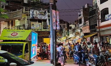 डिजिटल मोबाइल वैन से प्रयागराज मंडल में चल रहा संरक्षा जागरूकता अभियान