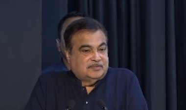 गडकरी ने नीतीश कुमार को मुख्यमंत्री पद की शपथ लेने पर दी बधाई