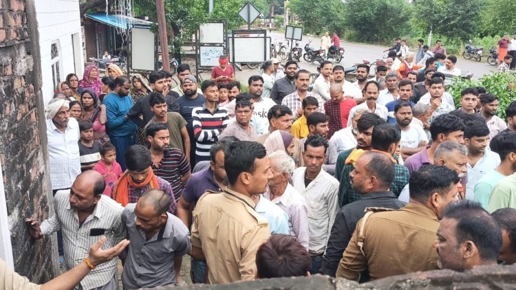 देव उठनी एकादशी पर फतेहगढ़ में निकाली भव्य शोभा यात्रा