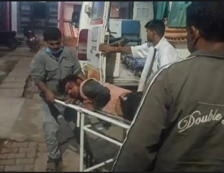 तेज रफ्तार बाइक पुलिया से टकराई, एक की मौत, एक गंभीर घायल