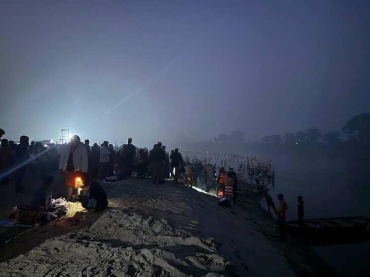 हर-हर गंगे के जयकारों से गूंजा रामगंगा चौबारी मेला, श्रद्धालुओं ने लगाई आस्था की डुबकी