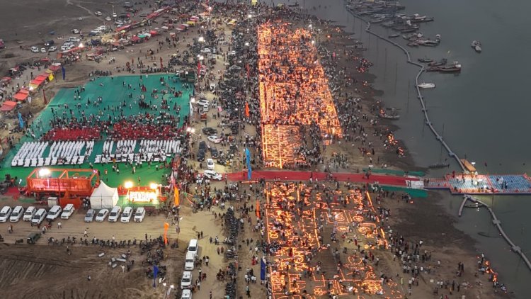देव दीपावली को जगमग हुआ विश्व प्रसिद्ध संगम
