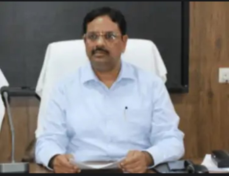 पारदर्शिता के साथ मतदाता सूची पुनरीक्षण का कार्य शीघ्र पूरा करें : जिलाधिकारी