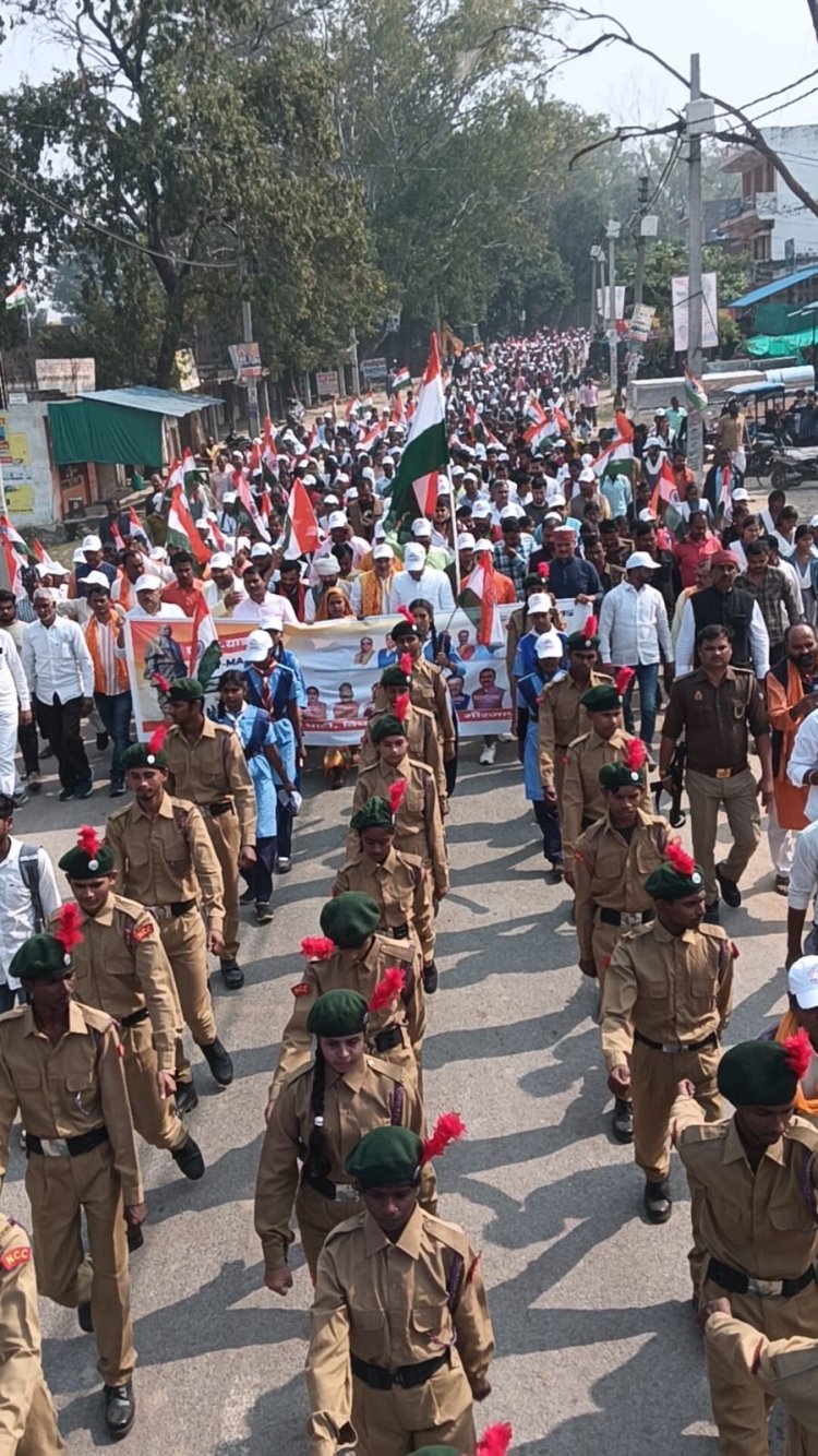एक भारत–श्रेष्ठ भारत की गूंज के साथ निकली एकता यात्रा, लौह पुरुष पटेल को दी श्रद्धांजलि