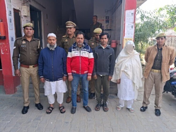 कूटरचित दस्तावेज तैयार कर फर्जी बैनामा कराने पहुंचे 4 अभियुक्त गिरफ्तार