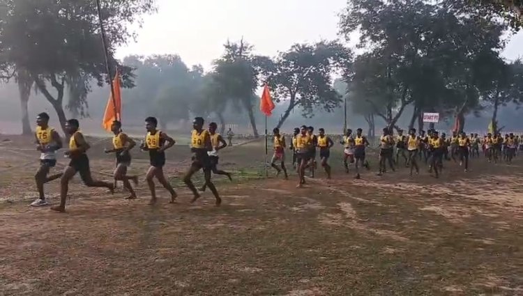 वाराणसी : अग्निवीर भर्ती रैली में गोरखपुर के अभ्यर्थियों ने दिखाया दम, दौड़ में 661 हुए पास